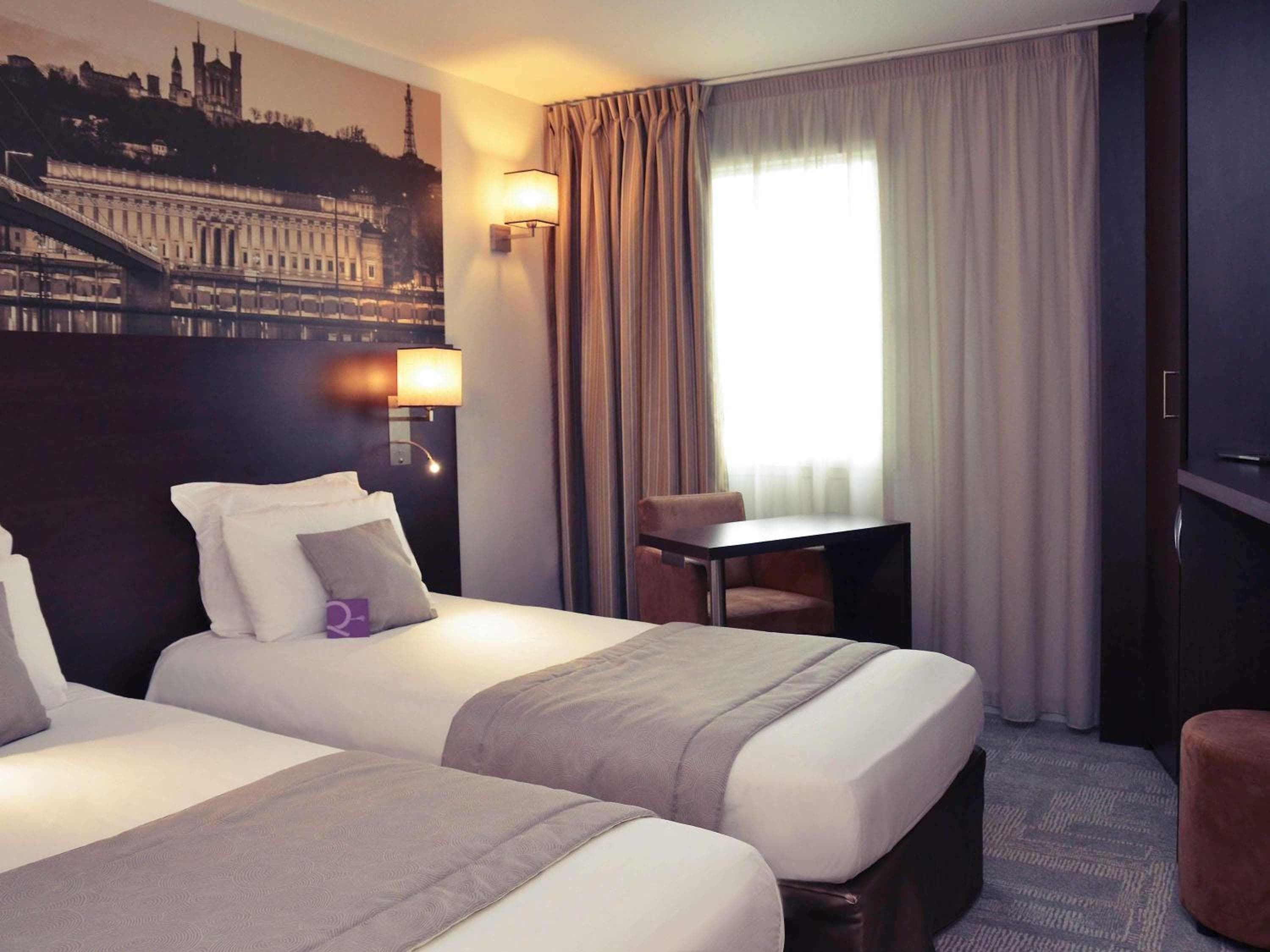 Mercure Lyon Est Chaponnay Hotel