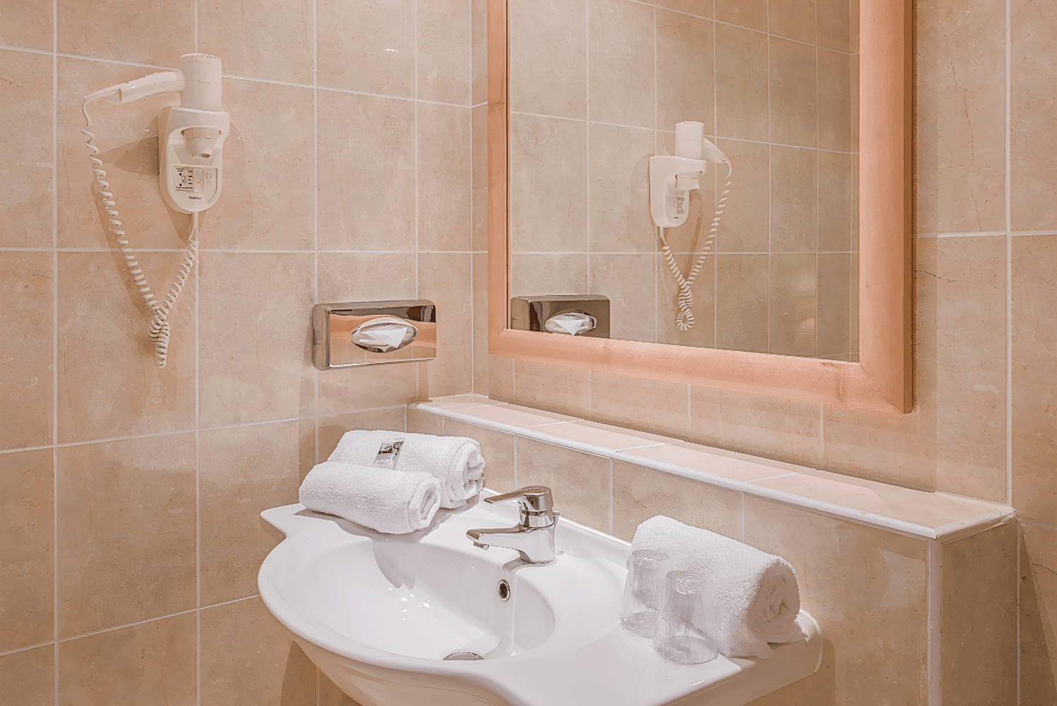 Mercure Tours Centre Gare Hotel